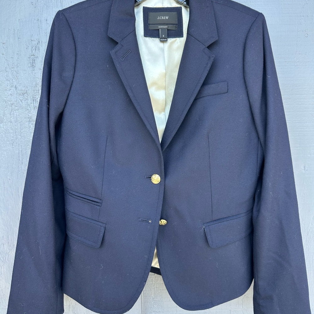 Jcrew size 8 schoolboy navy wool blazer in excellent condition